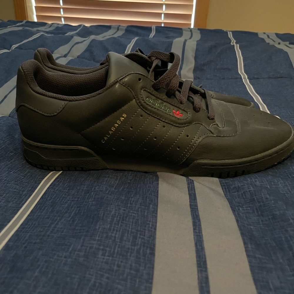 yeezy calabasas power phase